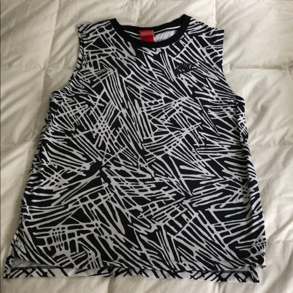 Nike muscle tee